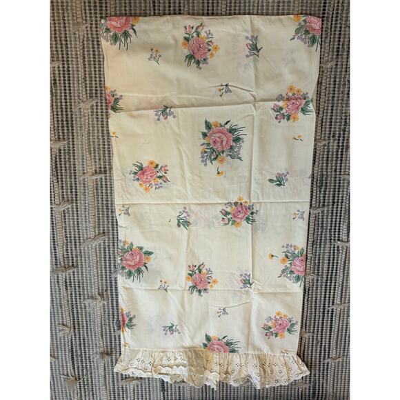 Vintage St Mary's Combed Percale Complete Bed Linen Set - King - FLORAL RUFFLE - Picture 9 of 9
